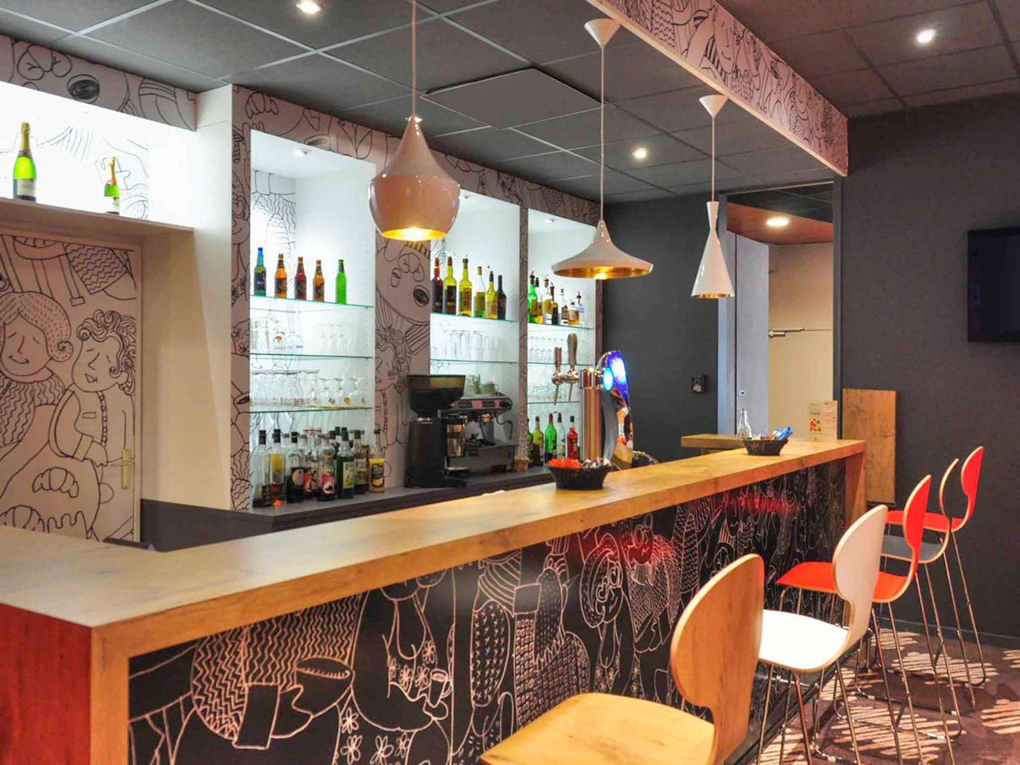 Ibis Le Puy-En-Velay Centre Hotel Exterior foto
